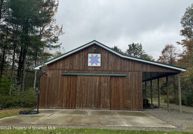 view of outbuilding