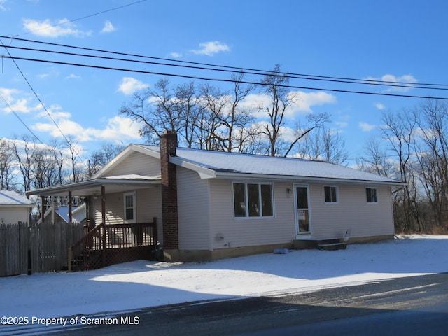 view of front of property with covered porch