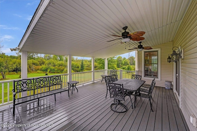 deck with ceiling fan