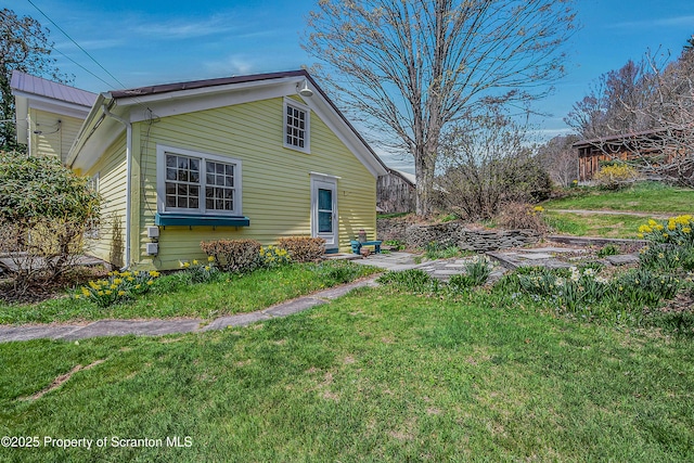 11 Manzer Rd, New Milford, PA 18834 - view of side of home featuring a yard