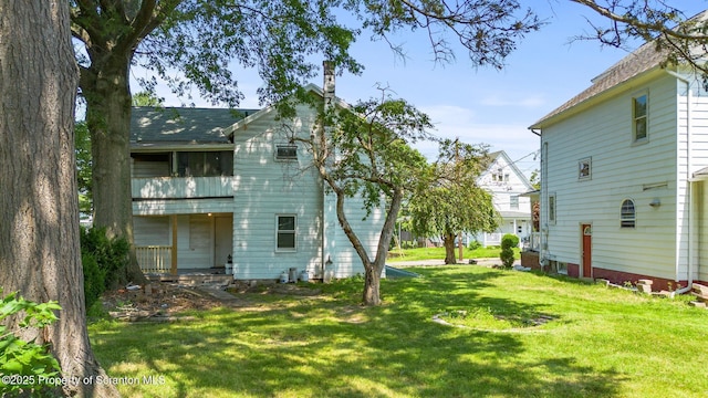 1303 Main St, Pittston, PA 18640 - view of grassy yard