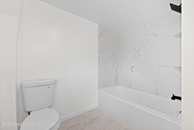 1303 Main St, Pittston, PA 18640 - full bath with toilet and baseboards