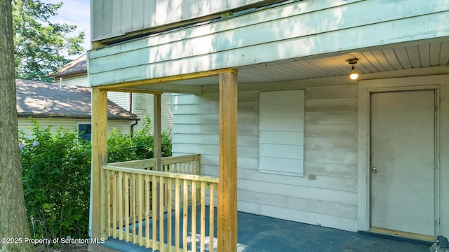 1303 Main St, Pittston, PA 18640 - doorway to property