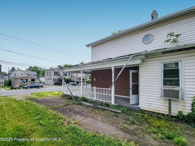 608 E Market St, Scranton, PA 18509 - view of front of house with a porch and cooling unit