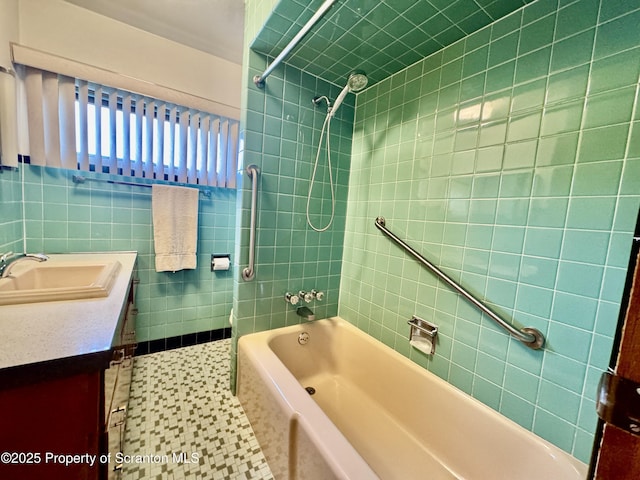 2052 Farr St 2050, Scranton, PA 18504 - full bath featuring shower / washtub combination, vanity, tile patterned floors, and tile walls