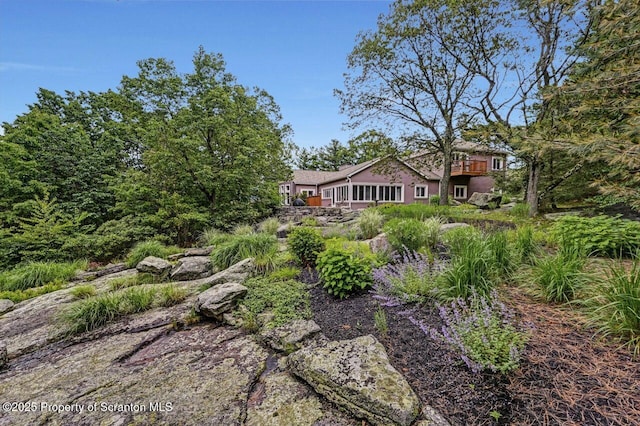 119 Glenmaura Dr, Moosic, PA 18507 - view of yard