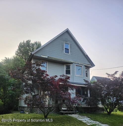 410 21st Ave, Scranton, PA 18504 - view of front of house featuring a front yard