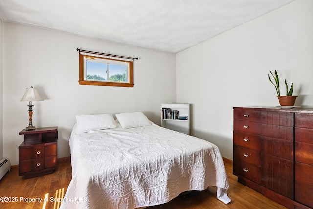 2807 S Webster Ave, Scranton, PA 18505 - bedroom featuring wood finished floors and baseboards