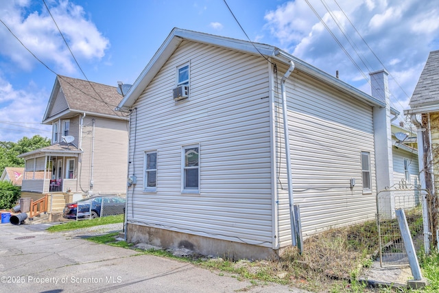 326 Neptune Pl, Scranton, PA 18505 - view of side of home with cooling unit