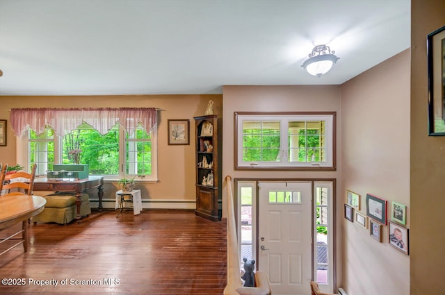 592 Gravel Pond Rd, Clarks Summit, PA 18411 - entrance foyer featuring hardwood / wood-style flooring and baseboards