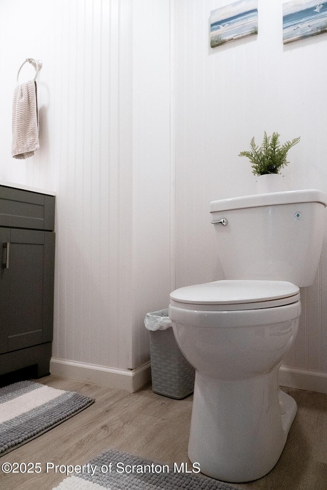 118 Howard St, Old Forge, PA 18518 - bathroom with wood finished floors and baseboards