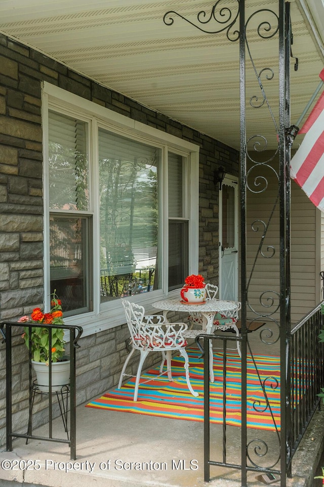118 Howard St, Old Forge, PA 18518 - view of porch