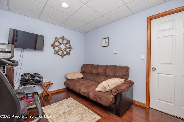 210 Willow Dr, Jefferson Twp, PA 18436 - living area with baseboards, wood finished floors, and a drop ceiling