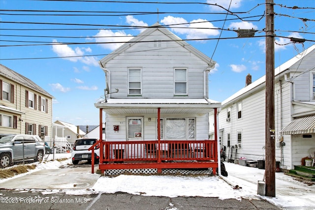 view of front facade featuring covered porch