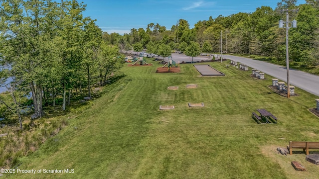 35 Cedar Dr, Covington Twp, PA 18424