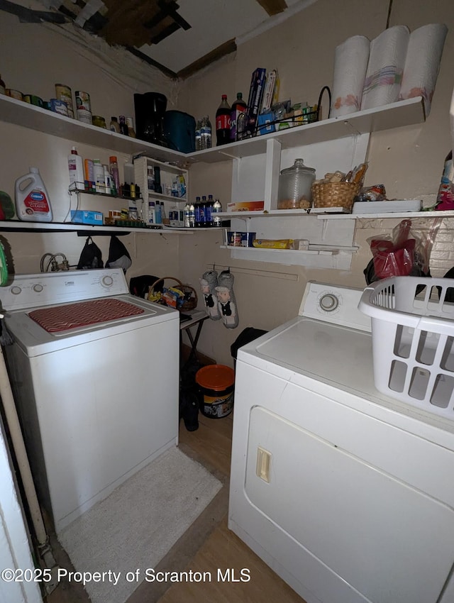 846 Capouse Ave, Scranton, PA 18509 - washroom featuring separate washer and dryer