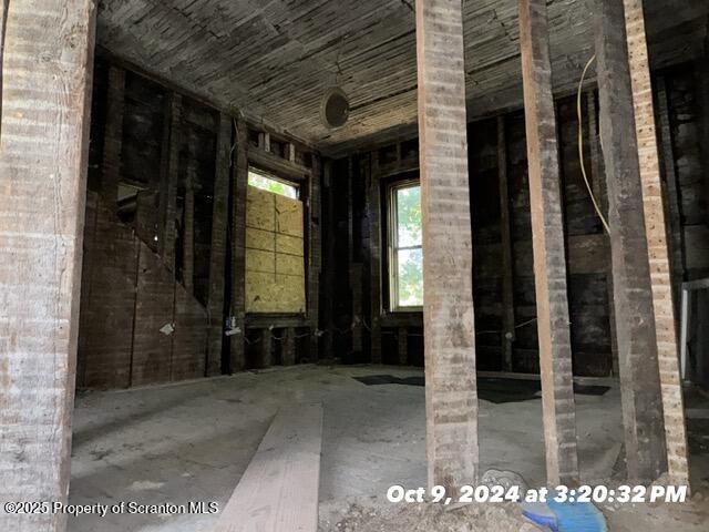 635 Detty St, Scranton, PA 18509 - photo 15