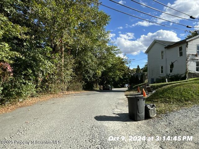 635 Detty St, Scranton, PA 18509 - photo 6