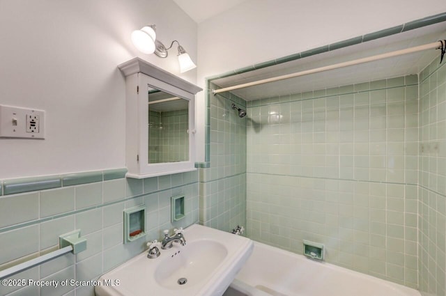 908 Prescott Ave, Scranton, PA 18510 - full bathroom with shower / bath combination and a sink