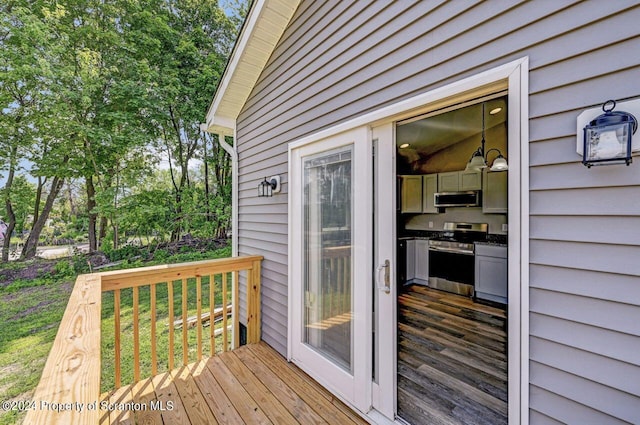 view of wooden deck