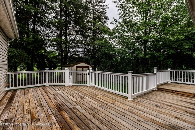 310 Cypress St, Throop, PA 18512