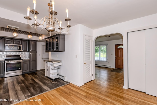 310 Cypress St, Throop, PA 18512