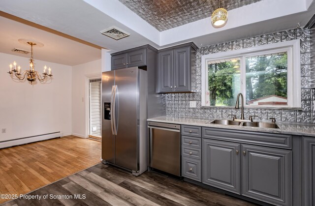 310 Cypress St, Throop, PA 18512