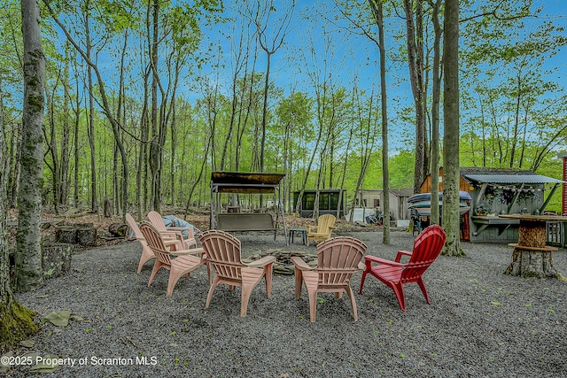 576 Warbler Dr, Covington Twp, PA 18424