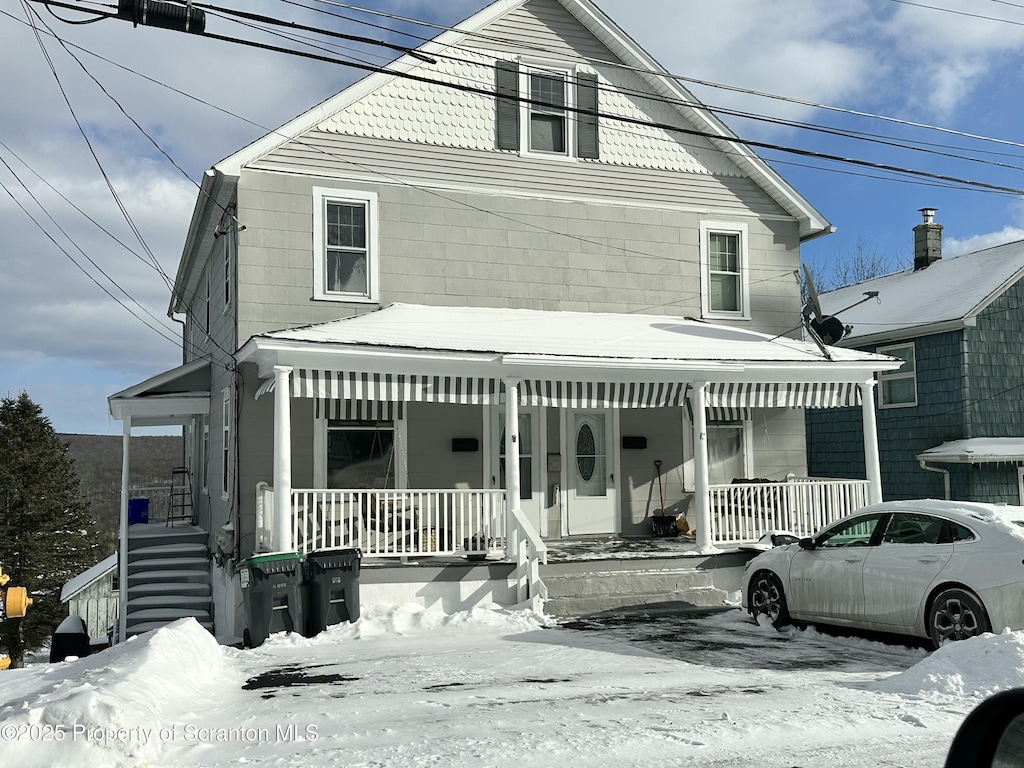 view of front of house featuring covered porch