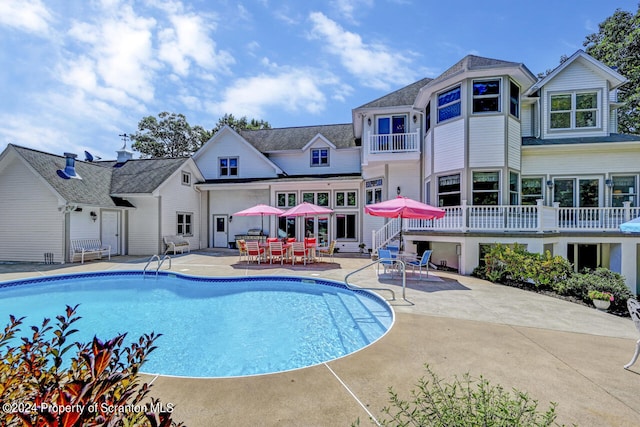 view of pool with a patio