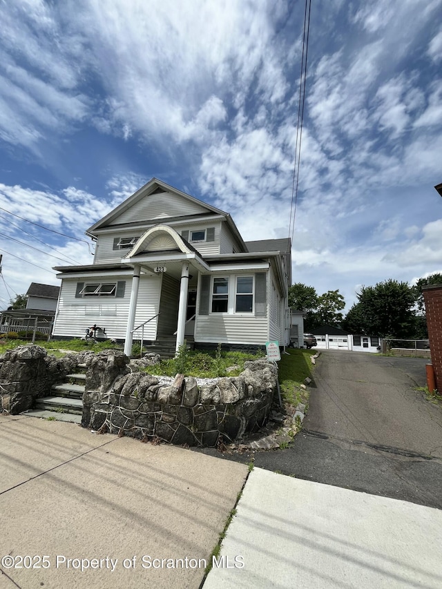 423 W Lackawanna Ave, Olyphant, PA 18447 - photo 3