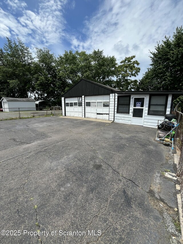 423 W Lackawanna Ave, Olyphant, PA 18447 - photo 6