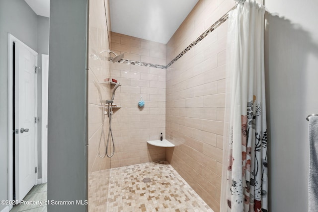 442 Shadow Wood Cir, Archbald, PA 18403 - full bath featuring a tile shower