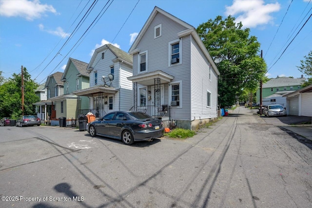 7 Oakwood Pl, Scranton, PA 18510 - view of front of house featuring a residential view