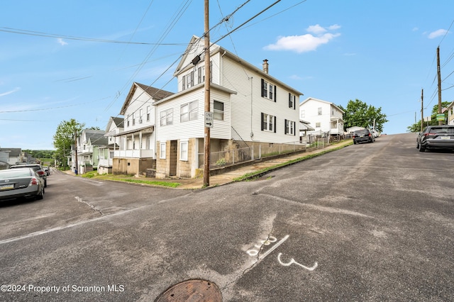 100 Short St, Edwardsville, PA 18704 - view of road