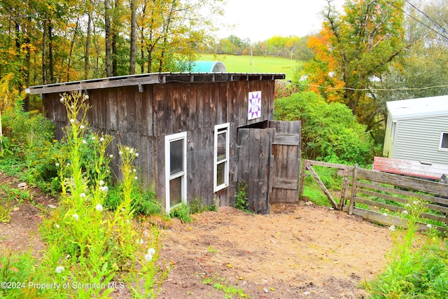 view of outbuilding