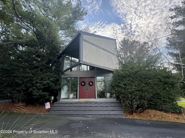 view of modern home