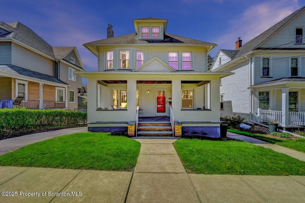 1112 Richmont St, Scranton, PA 18509 - american foursquare style home with covered porch and a front yard