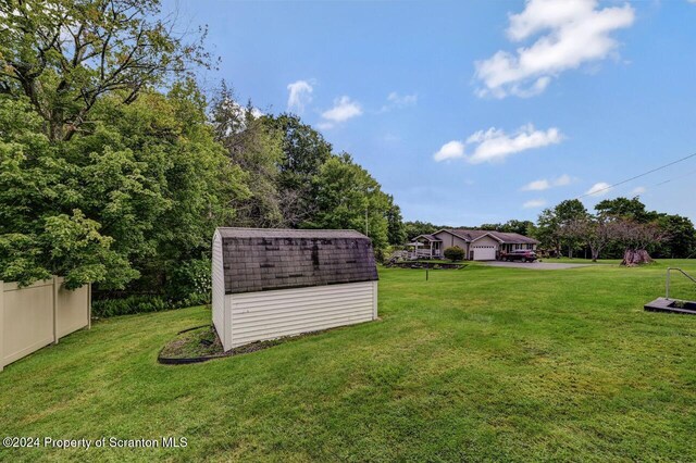710 Griffin Rd, Roaring Brook Twp, PA 18444 - photo 38