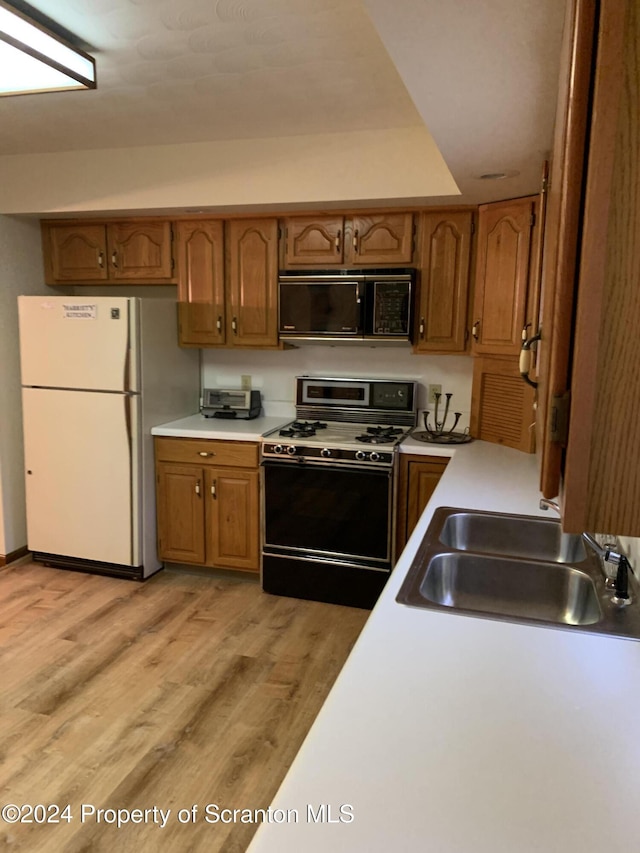560 N Webster Ave, Scranton, PA 18510 - photo 3