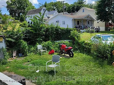 457 Blackman St, Wilkes-Barre, PA 18702 - photo 4