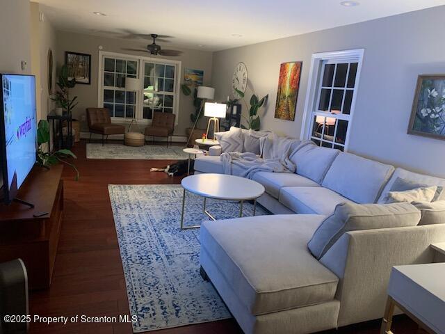 27 Emerson Dr, Moosic, PA 18507 - living area with wood finished floors and a ceiling fan