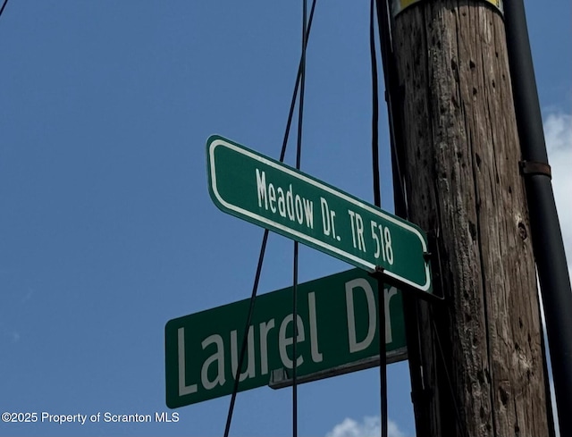 Laurel Dr, Scott Twp, PA 18411