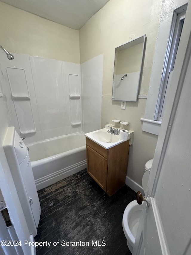 full bathroom featuring vanity, toilet, and shower / bath combination