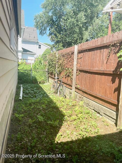2106 Boulevard Blvd, Scranton, PA 18509 - photo 2