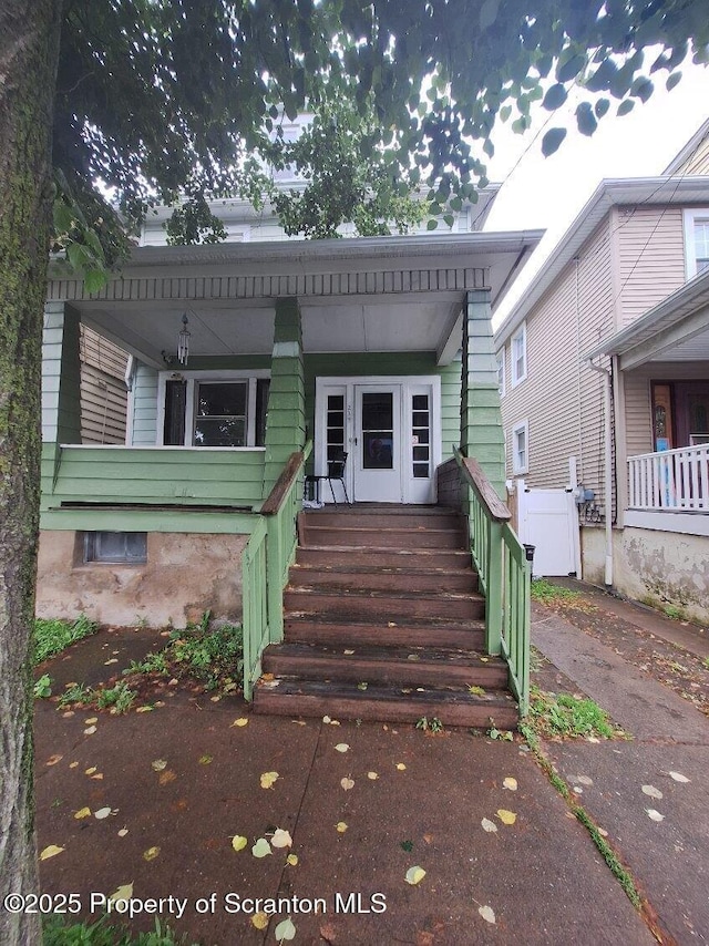 239 W Division St, Wilkes-Barre, PA 18706 - photo 3