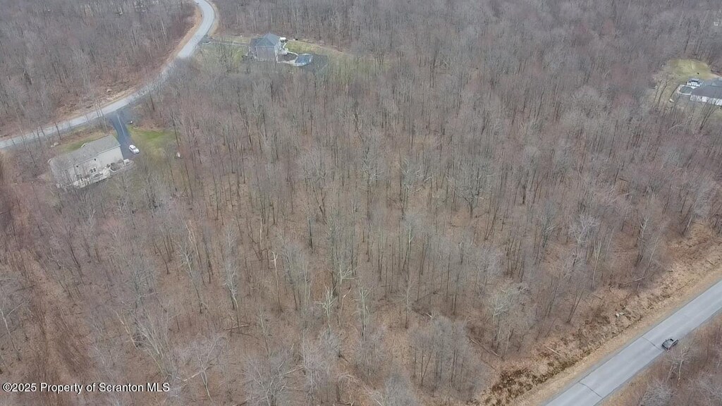 Summit Woods Rd, Roaring Brook Twp, PA 18444