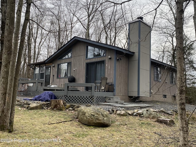 view of front facade with a deck