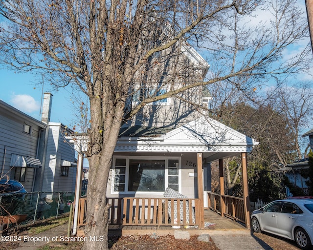 view of front of home featuring a porch