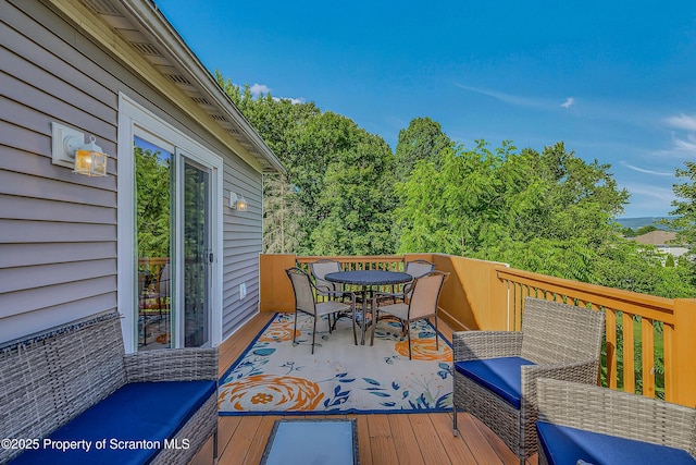 132 6th St, Blakely, PA 18447 - deck with outdoor dining area